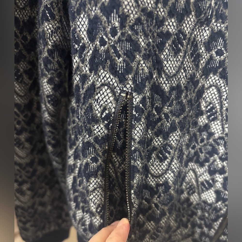 BCBGMaxAzria Blue and Gray Lace Textured Floral Bomber Jacket - Picture 7 of 8